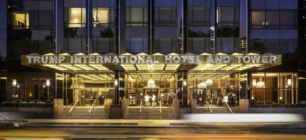 hotel-review:-trump-international-hotel-and-tower-new-york,-manhattan,-new-york-city-in-the-usa
