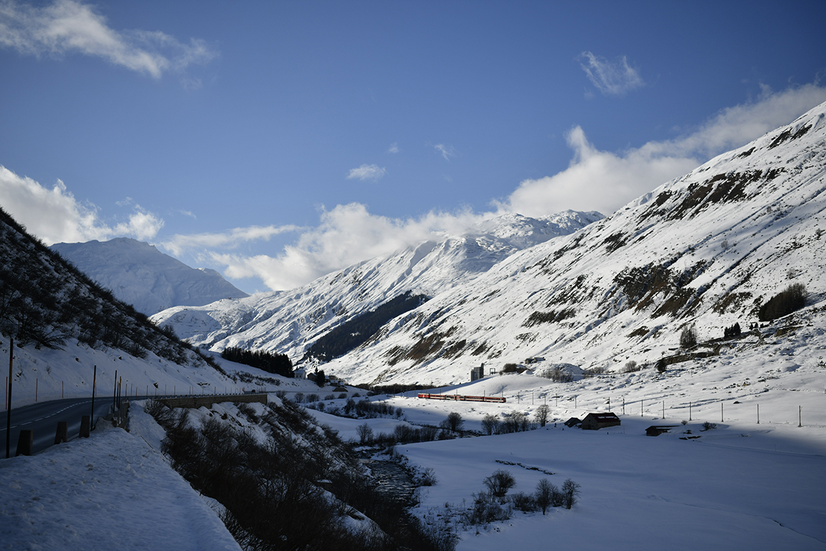 mystic-mountains:-documenting-andermatt’s-communities