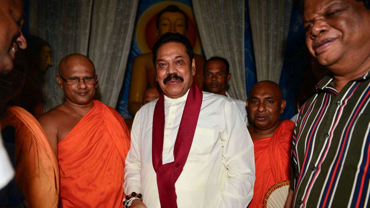 mahinda-rajapaksa-sworn-in-as-sri-lanka’s-pm-for-4th-time-after-record-victory