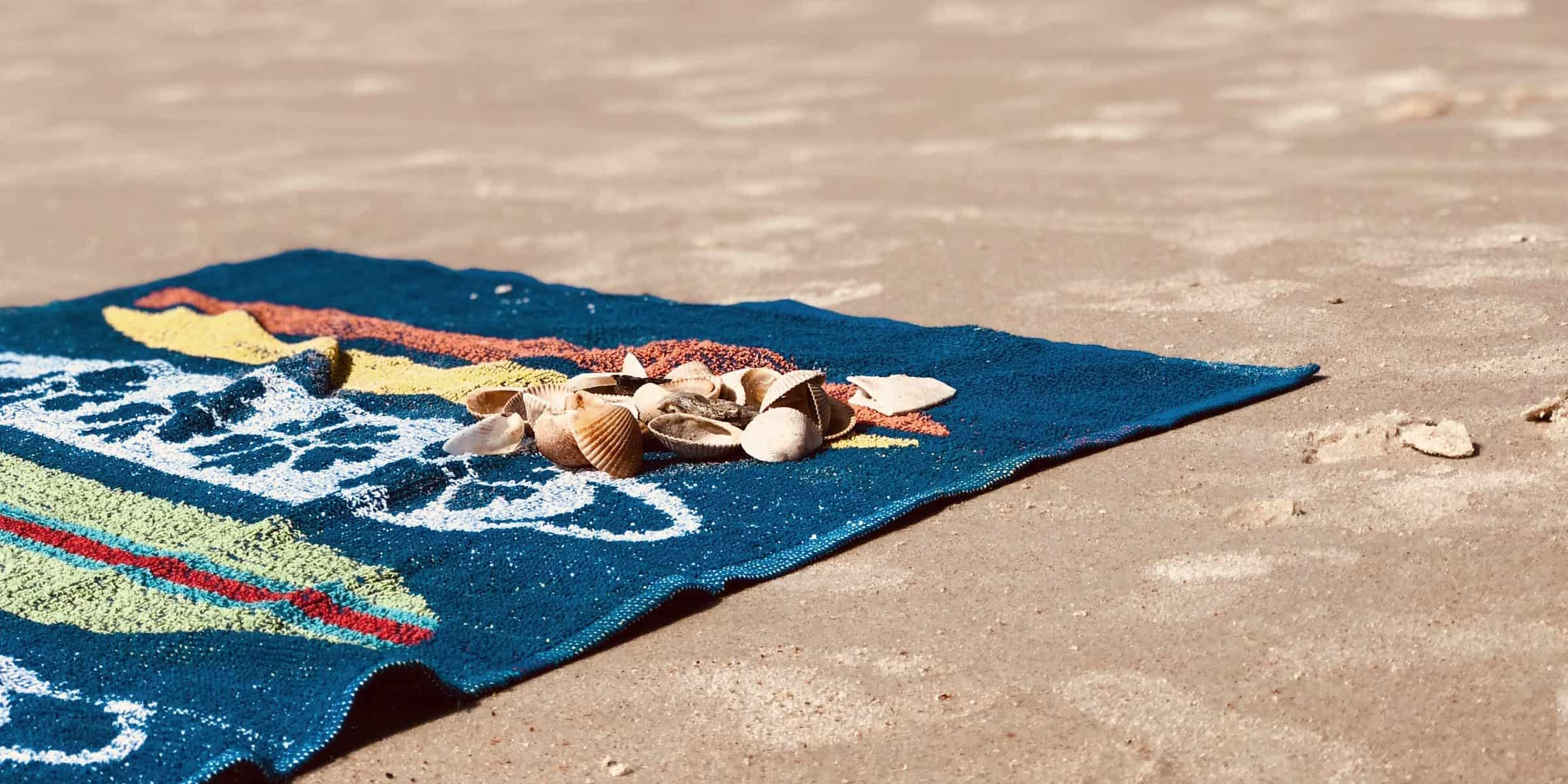 15-best-beach-towels-for-ultimate-fun-in-the-sun