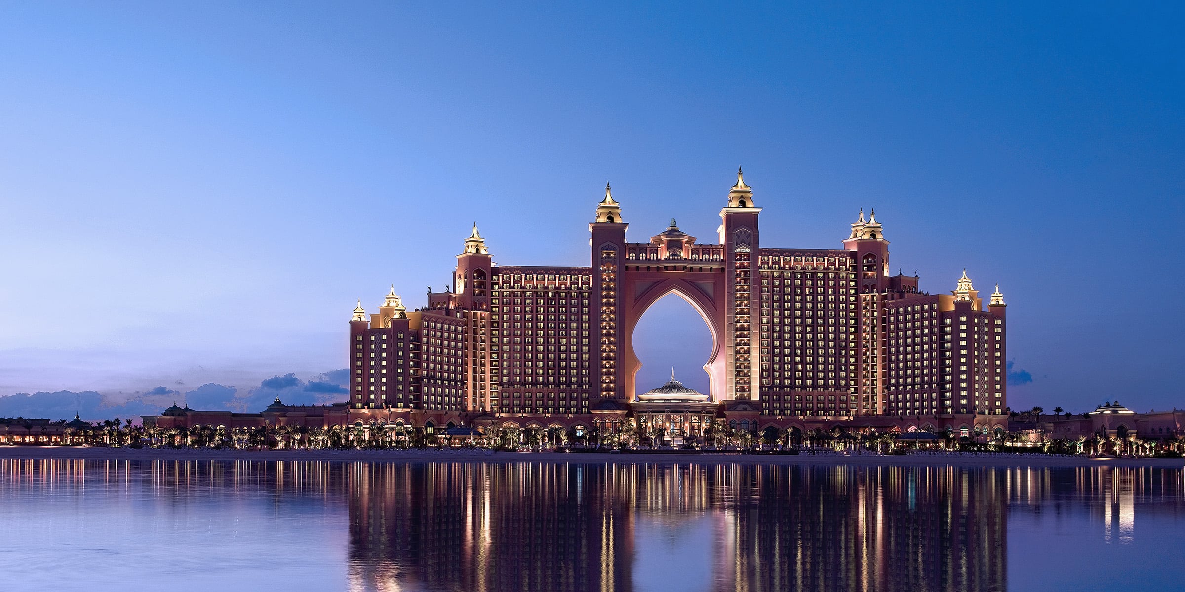 atlantis-the-palm,-dubai:-a-world-away-from-the-everyday