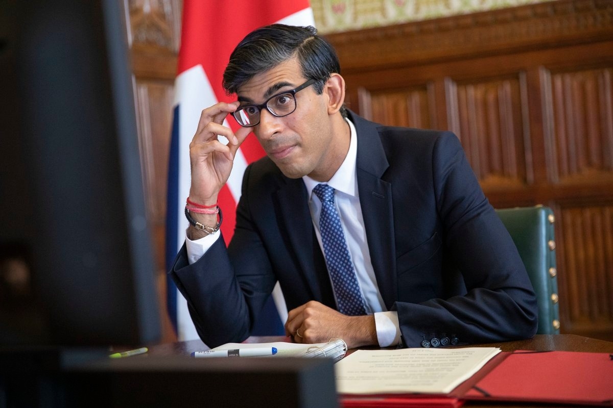 rishi-sunak-declares-candidacy-to-be-new-uk-pm,-says-he-wants-to-fix-economy