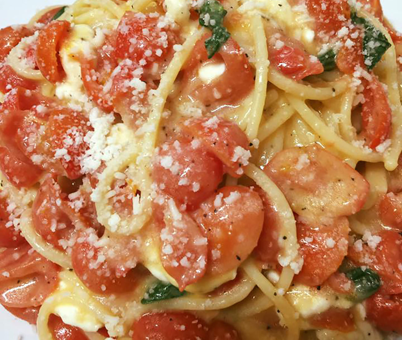 pasta-alla-san-francesca-romana,-non-chiamatela-pasta-al-pomodoro.-si-fa-in-5-minuti-ed-e-super-cremosa-senza-panna