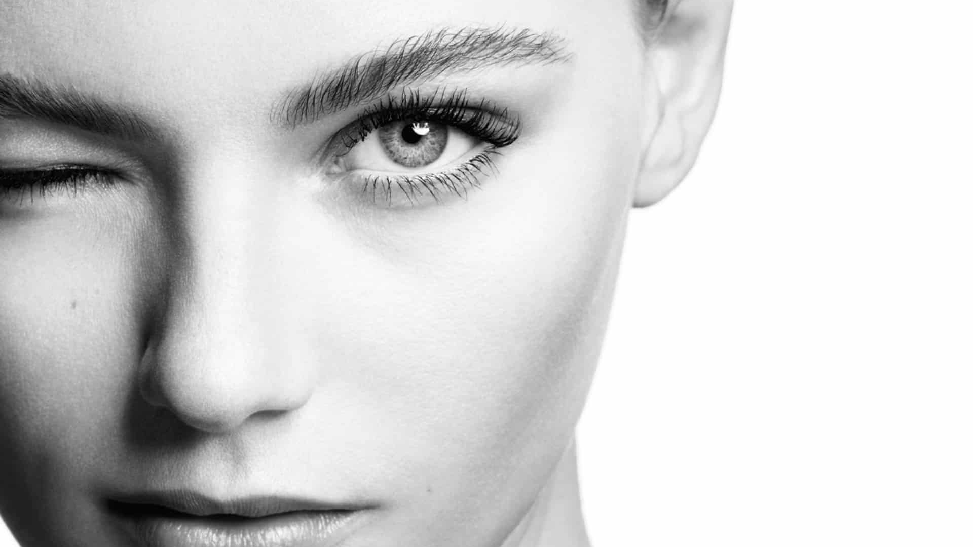 the-best-black-mascaras-for-luscious-lashes