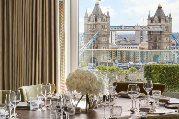 four-seasons-hotel-london-at-ten-trinity-square,-review-–-lux-magazine